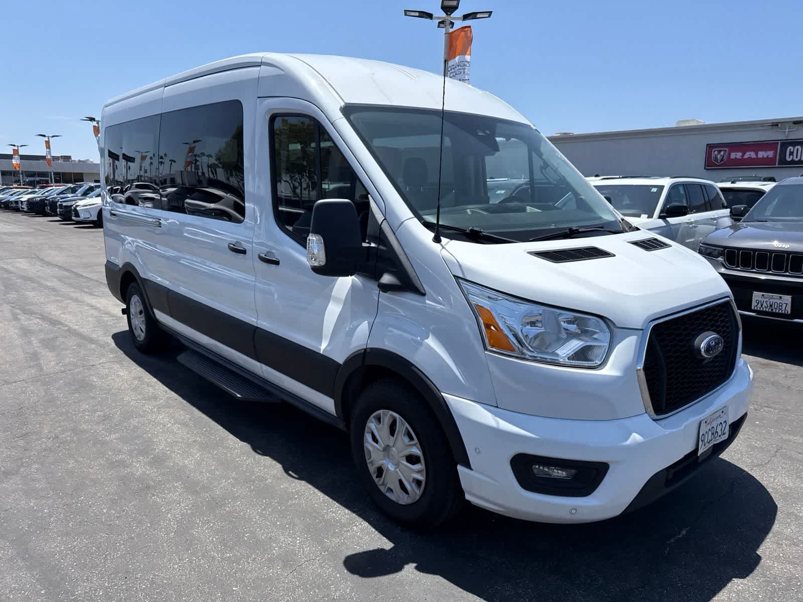 Used 2022 Oxford White Ford XLT image 9