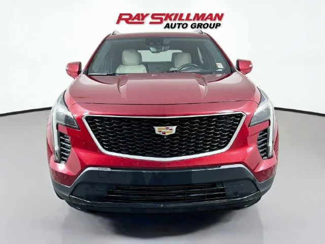 Used 2020 Red Cadillac Sport image 2