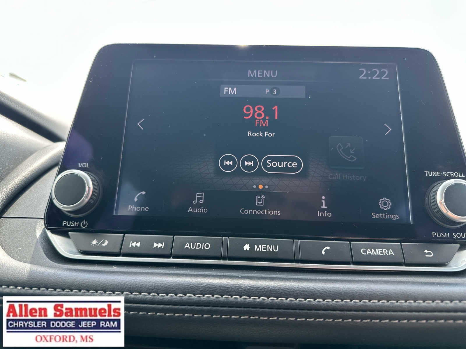 Used 2024 Super Black Nissan S image 25