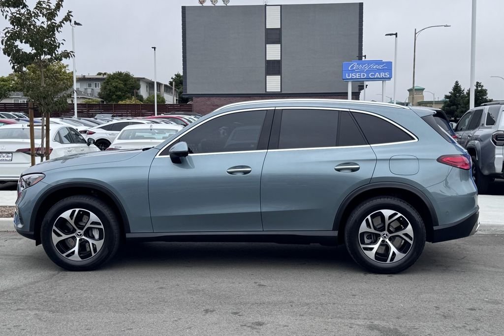 Used 2026 Verde Silver Metallic Mercedes-Benz GLC 350e image 7