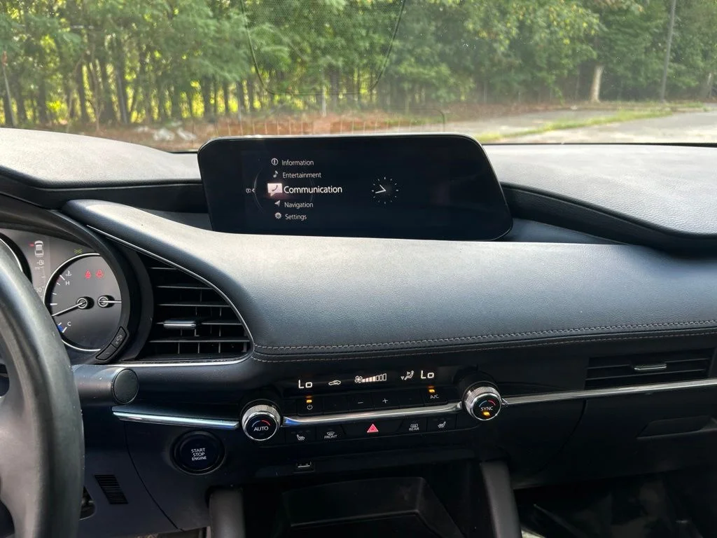 Used 2021 Blue Mazda Preferred image 19