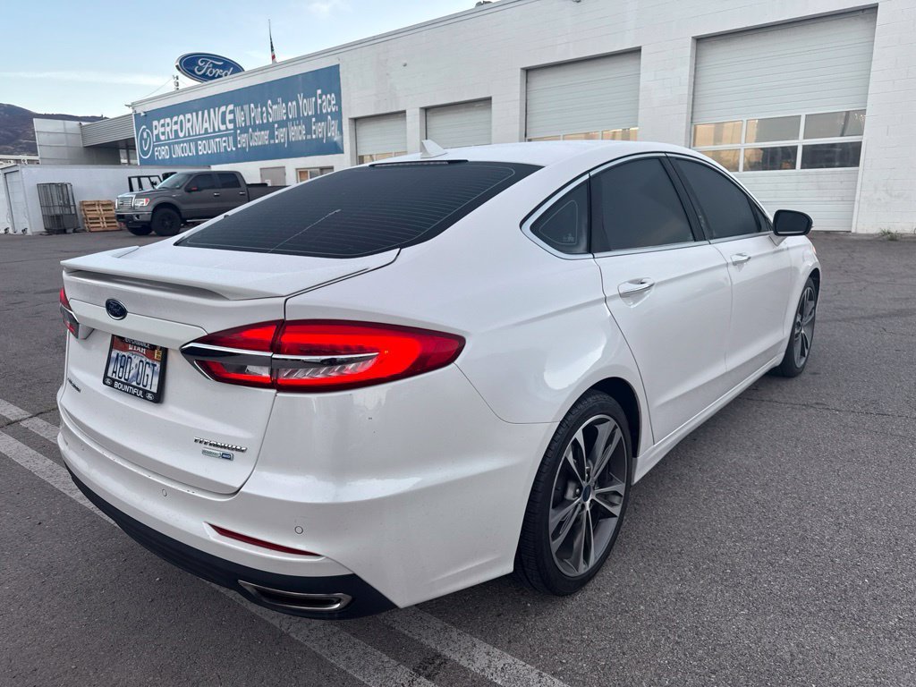 Used 2019 White Platinum Clearcoat Metallic Ford Titanium image 8