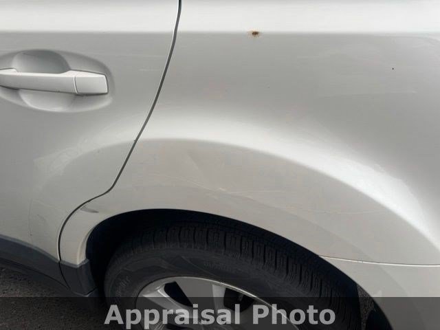 Used 2011 Satin White Pearl Subaru 2.5i Prem AWP image 10