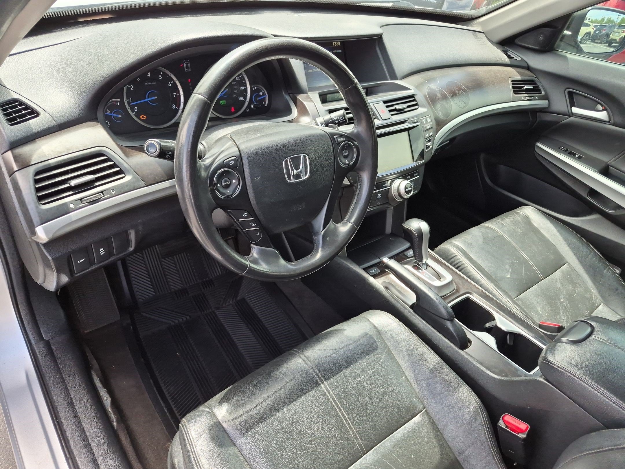 Used 2014 Silver Honda EX-L image 14