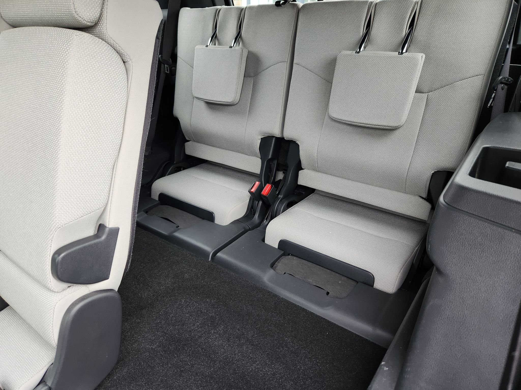 Used 2025 Ice Cap Toyota SR5 image 40