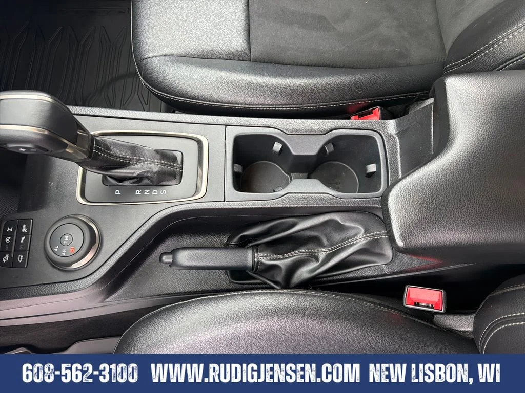 Used 2021 Silver Ford XLT image 25