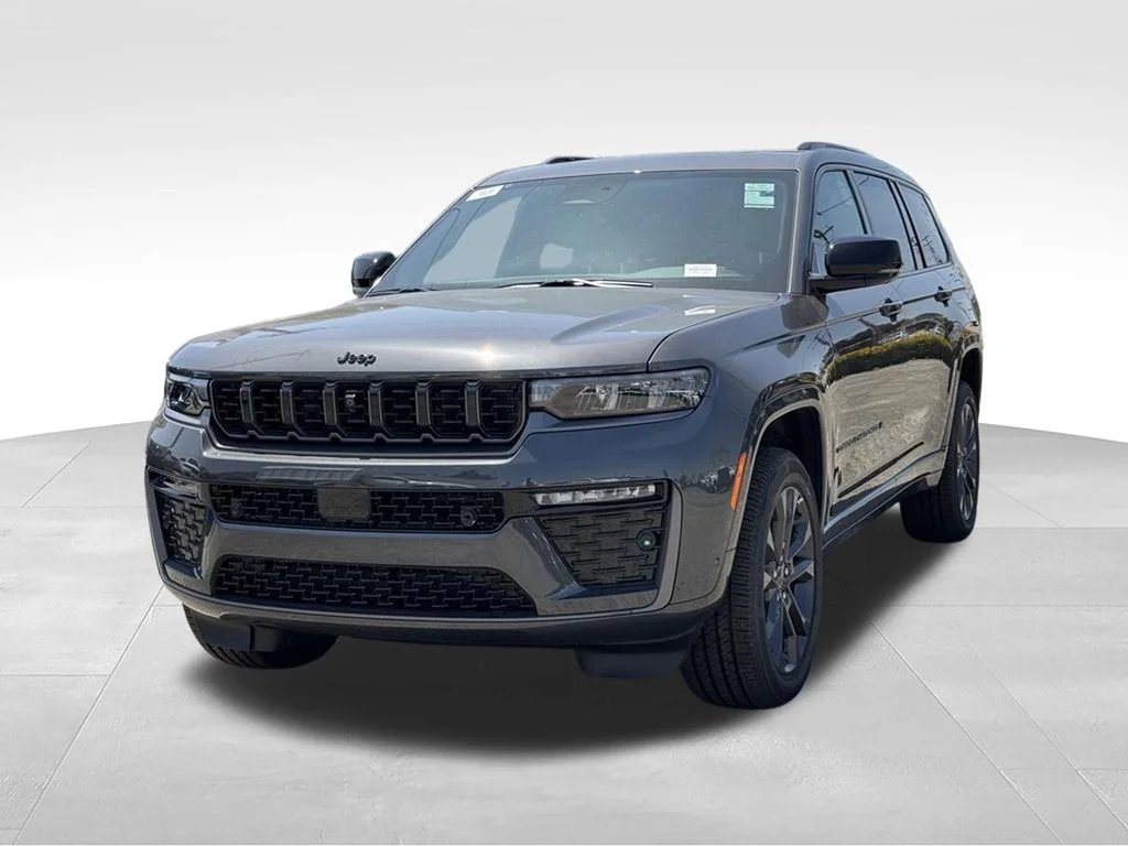 New 2026 Baltic Gray Metallic Clear-Coat Exterior Paint Jeep Limited image 2