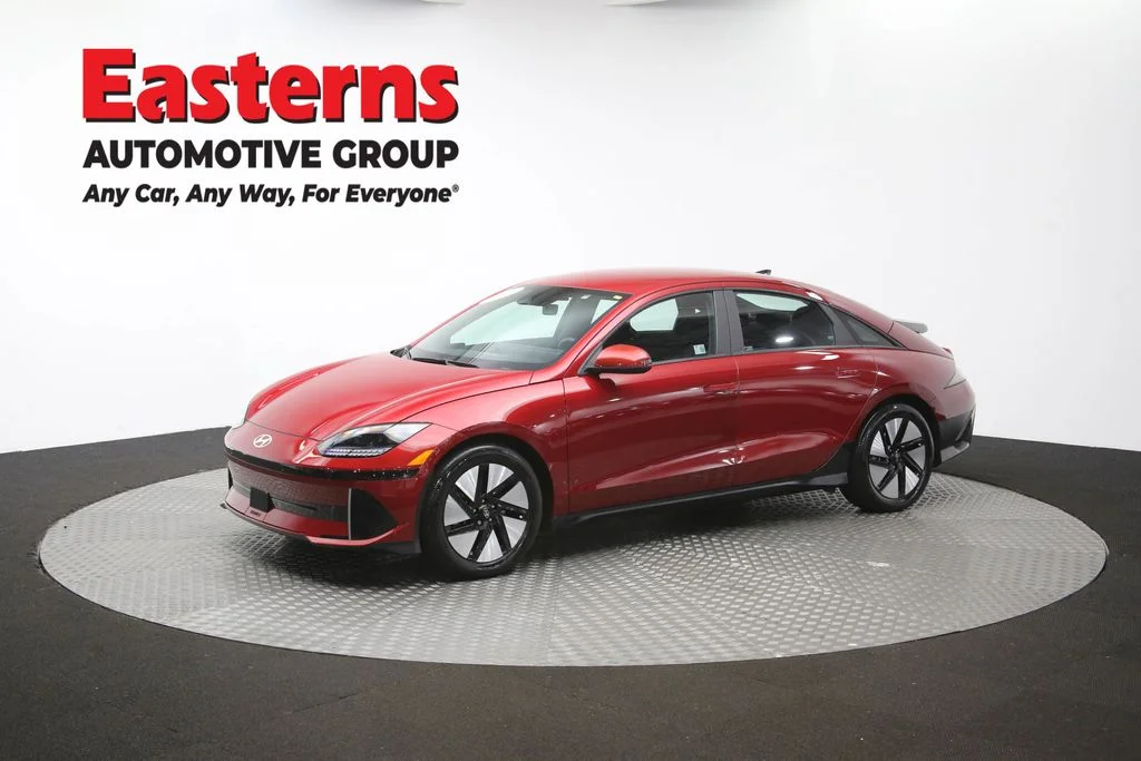 Used 2024 Red Hyundai SE image 58