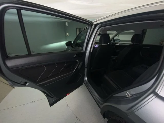Used 2022 Gray Volkswagen 2.0T SE image 21