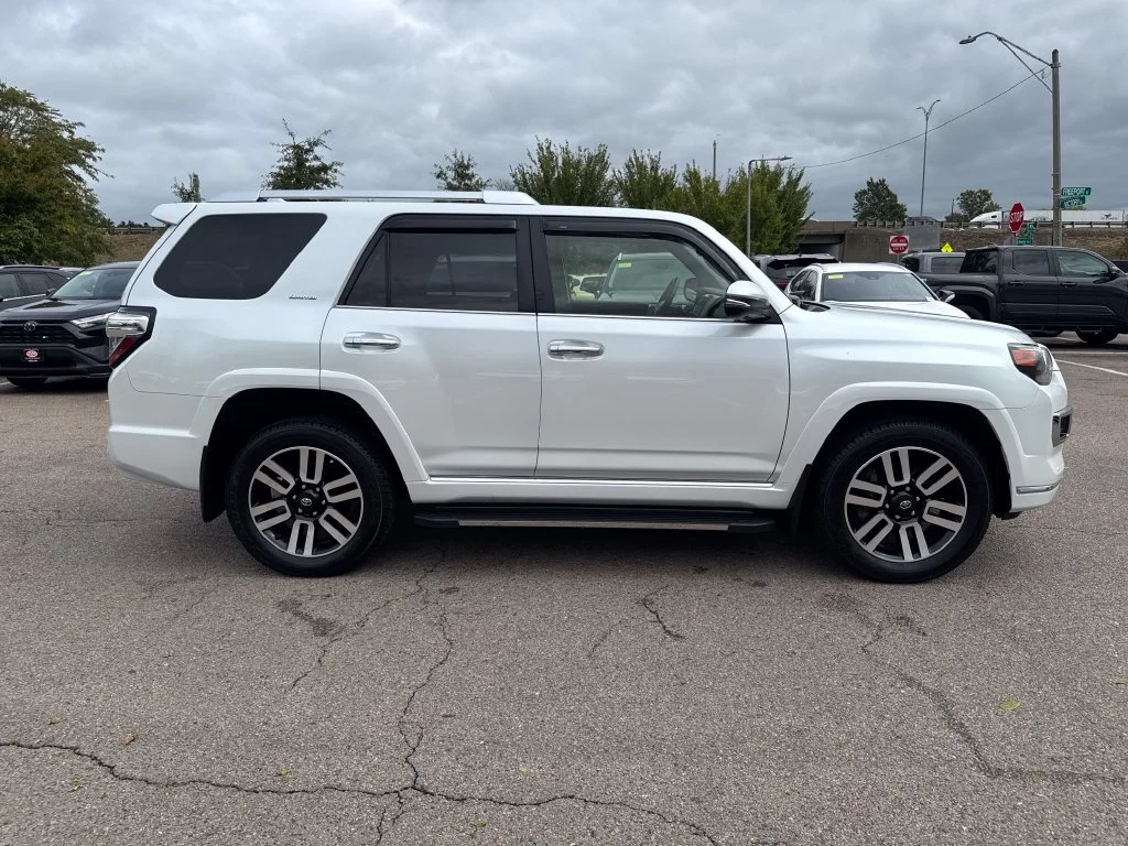 Used 2024 Off-white Toyota Limited image 9