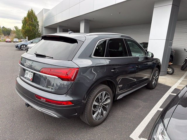 Used 2021 Black Audi 45 Prestige image 3