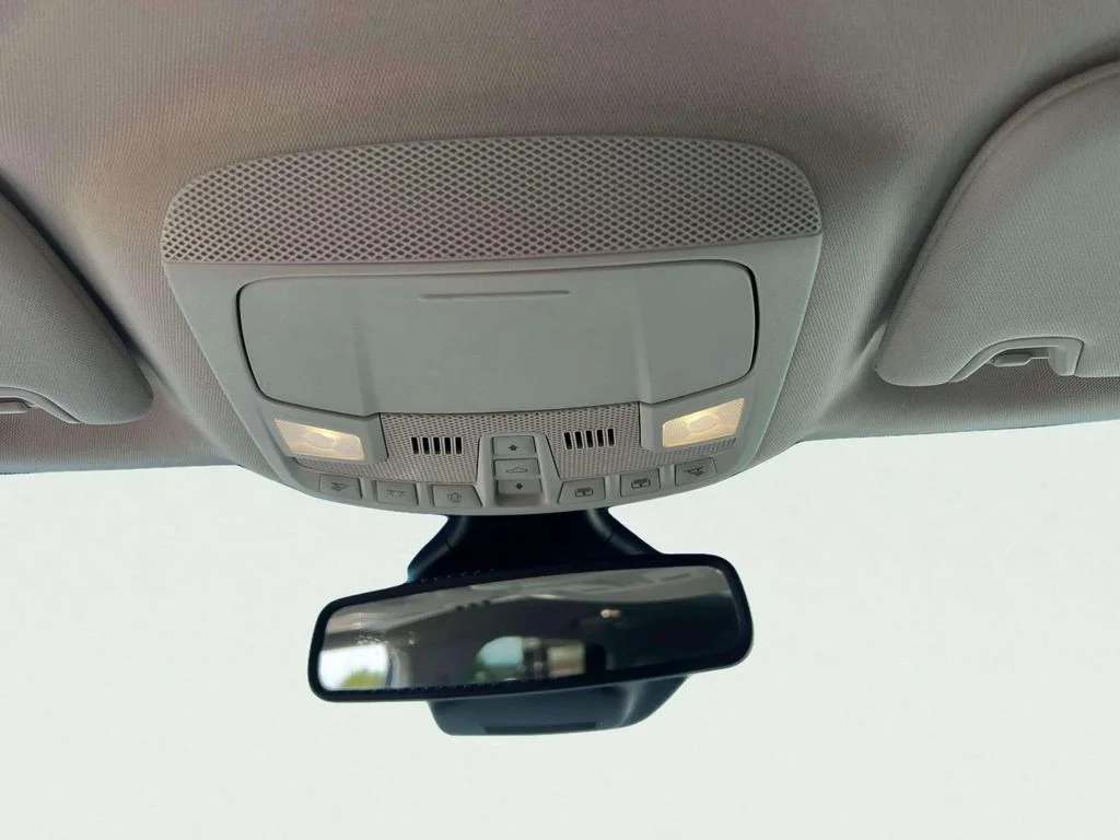 Used 2019 Blue Metallic Ford Titanium image 14