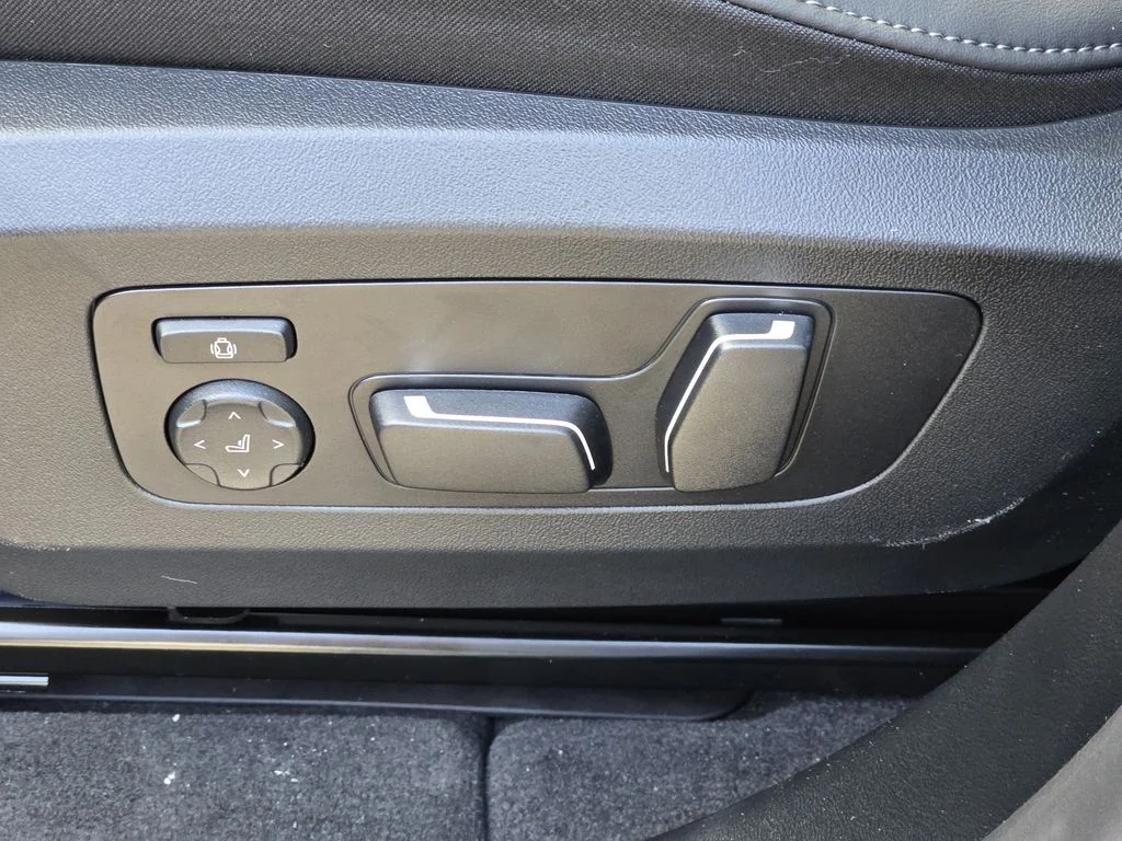 Used 2026 Gray BMW 30 xDrive image 18