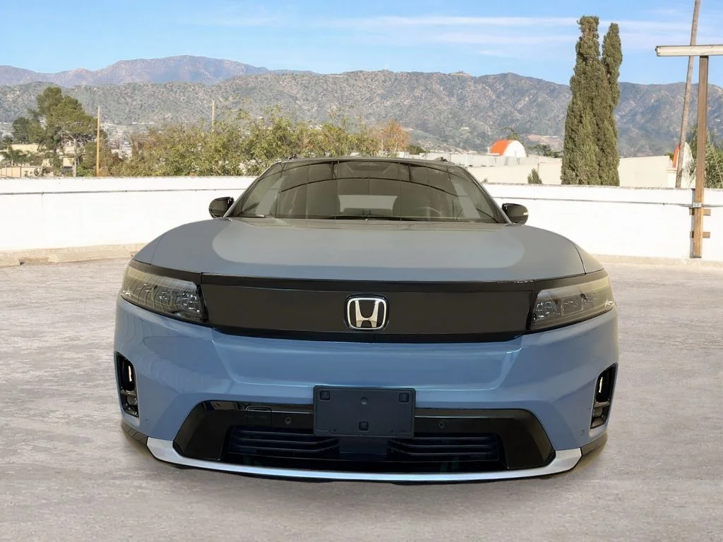 New 2026 Sonic Gray Pearl Honda Touring image 10