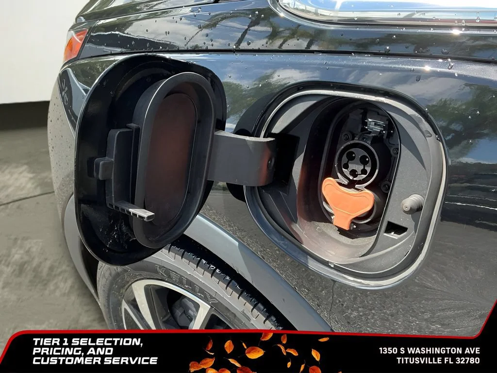 Used 2022 MOSAIC BLACK METALLIC Chevrolet 2LT image 35