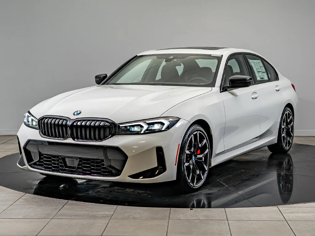 New 2026 Alpine White BMW 330i xDrive image 1