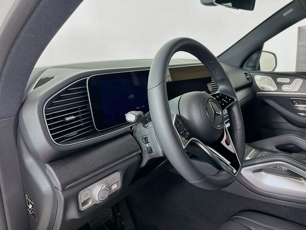 New 2026 Polar White Mercedes-Benz GLE 450 image 4
