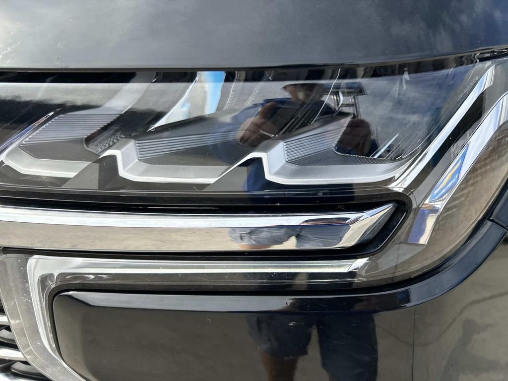 2023 Chevrolet Suburban LT - Photo 10