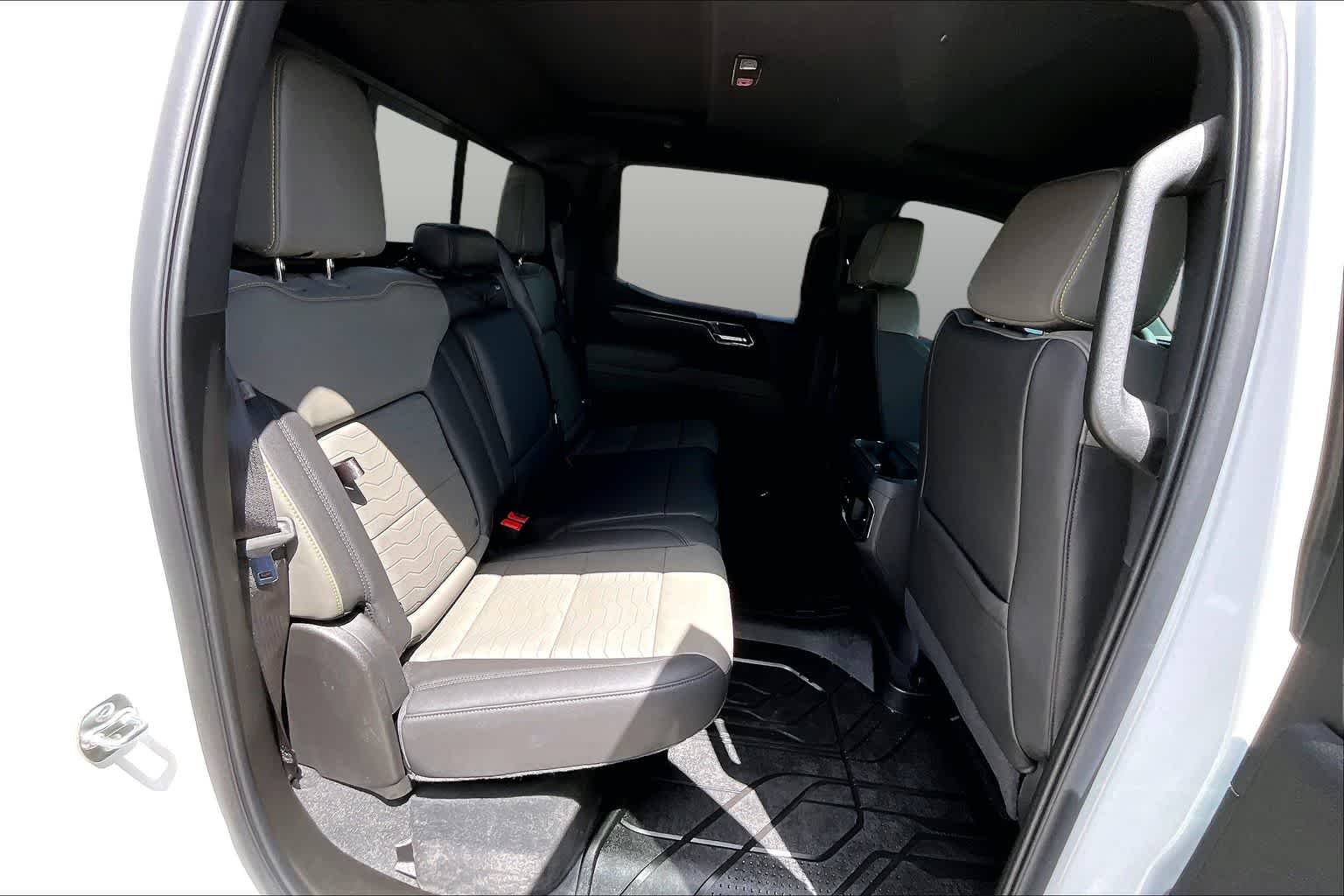 Used 2026 Summit White Chevrolet ZR2 image 38