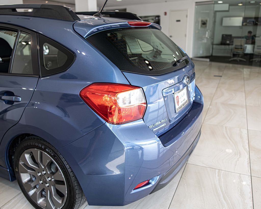 Used 2014 Blue Subaru 2.0i Sport Premium image 14