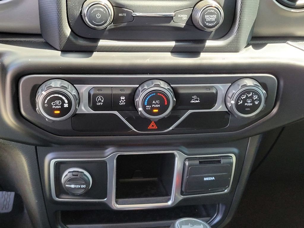 2021 Jeep Wrangler Unlimited Sport - Photo 21