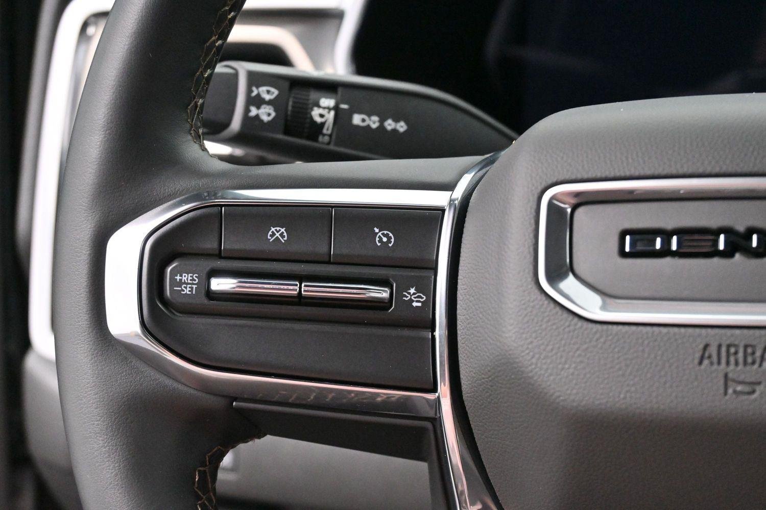 Used 2023 Sterling Metallic GMC Denali image 18