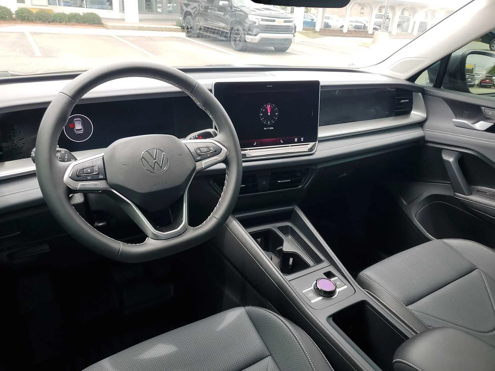 Used 2025 Gray Volkswagen SE image 21