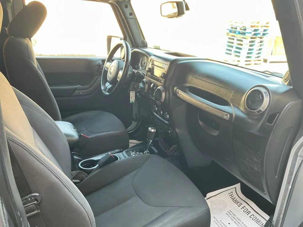 Used 2014 Gray Jeep Sport image 24