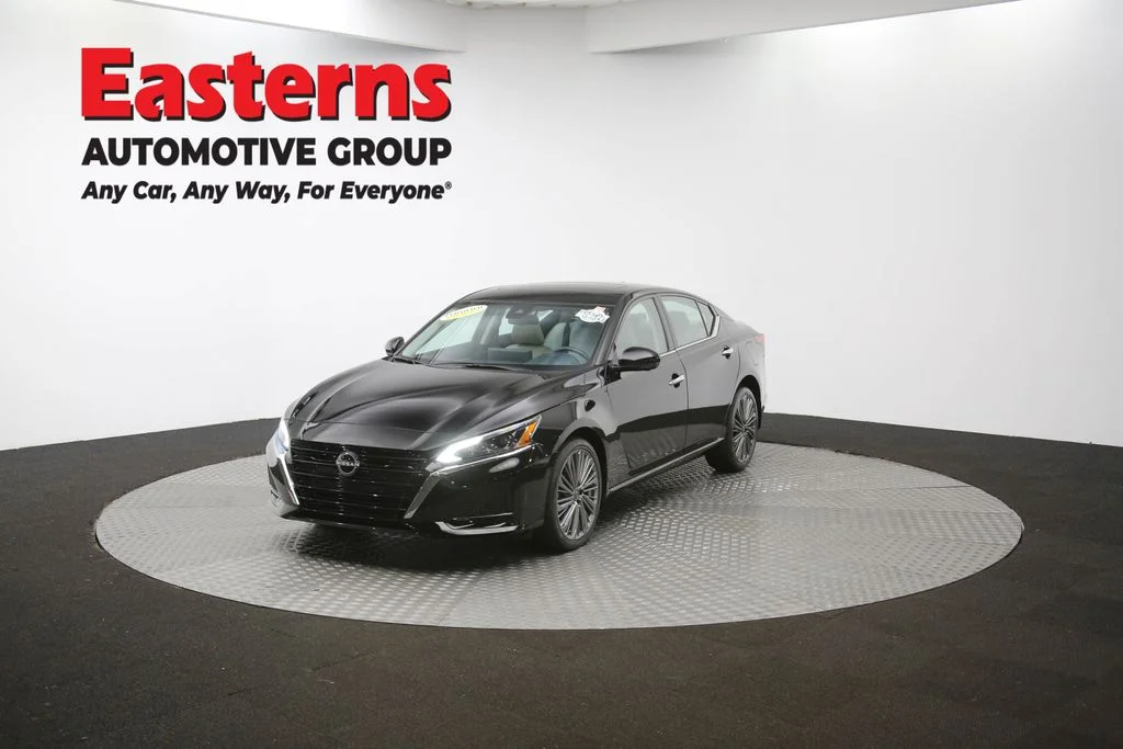 Used 2024 Black Nissan 2.5 SL image 53