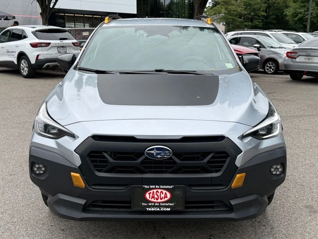 Used 2024 Ice Silver Metallic Subaru Wilderness image 3