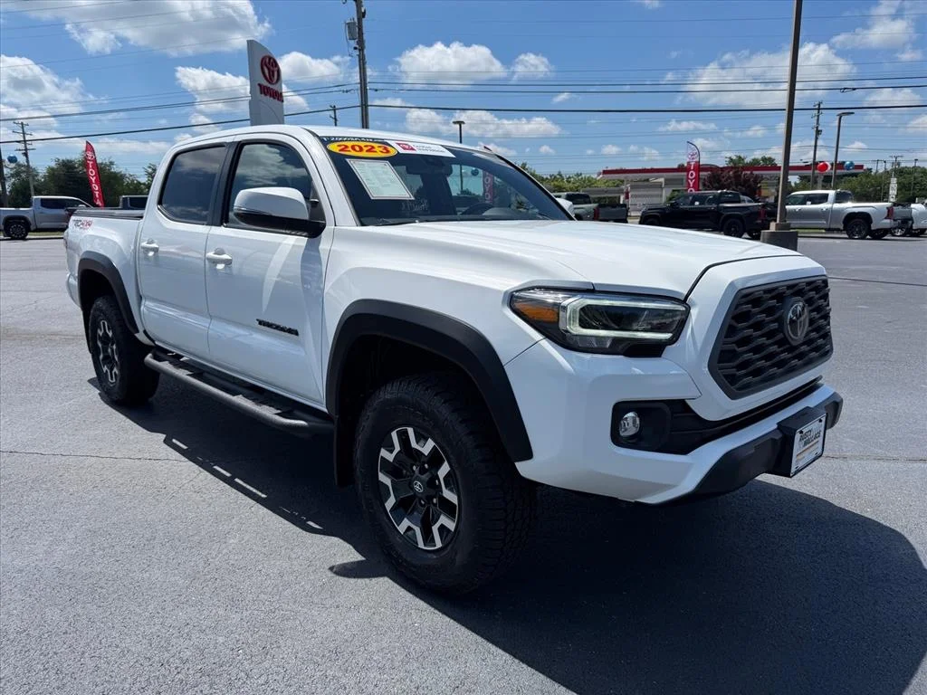 Certified Used 2023 Ice Toyota TRD Off-Road V6 image 2
