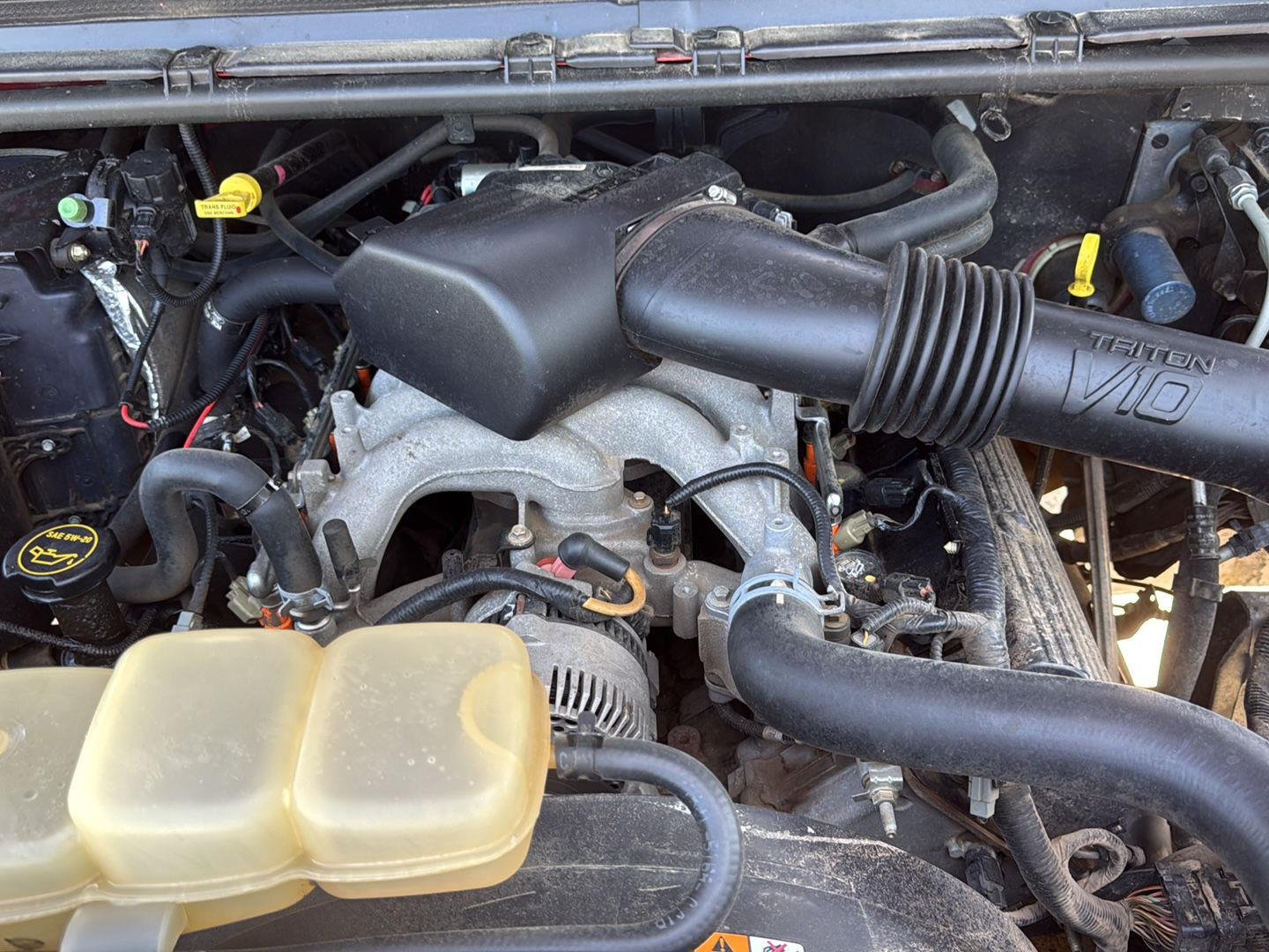 Used 2001 red Ford XL image 22