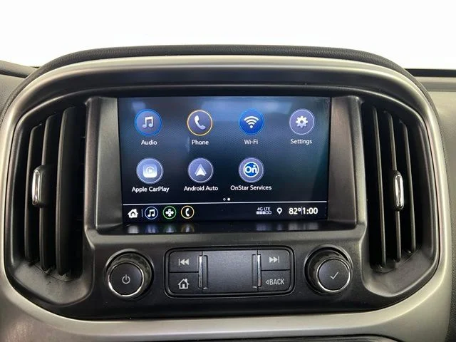 Used 2021 White Chevrolet LT image 20