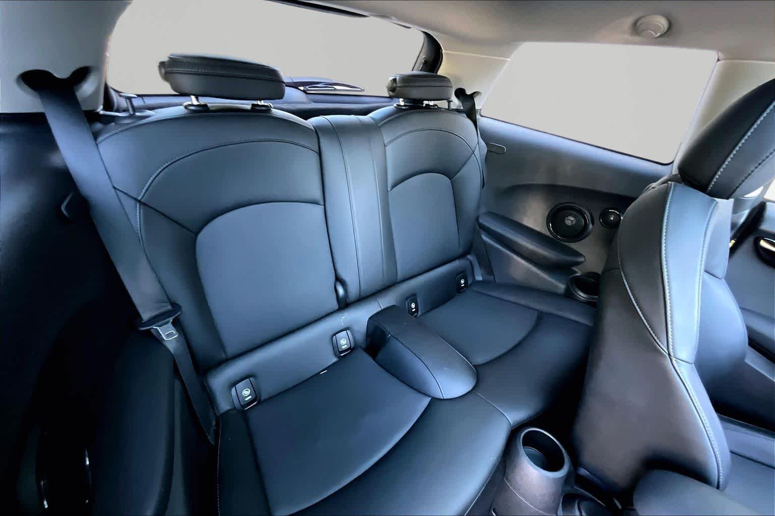 Used 2019 Thunder Grey Metallic MINI Cooper S image 20