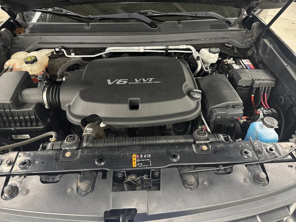 Certified Used 2019 BLACK Chevrolet 4WD LT image 20