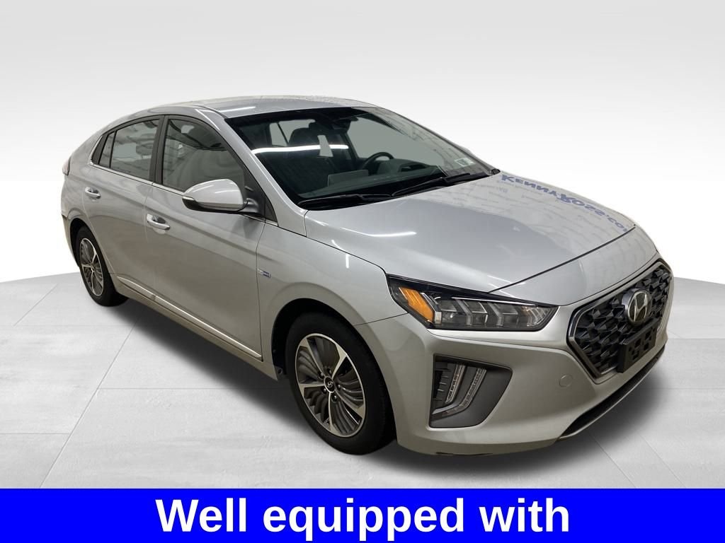 2020 Hyundai Ioniq Plug-In Hybrid SEL photo 3