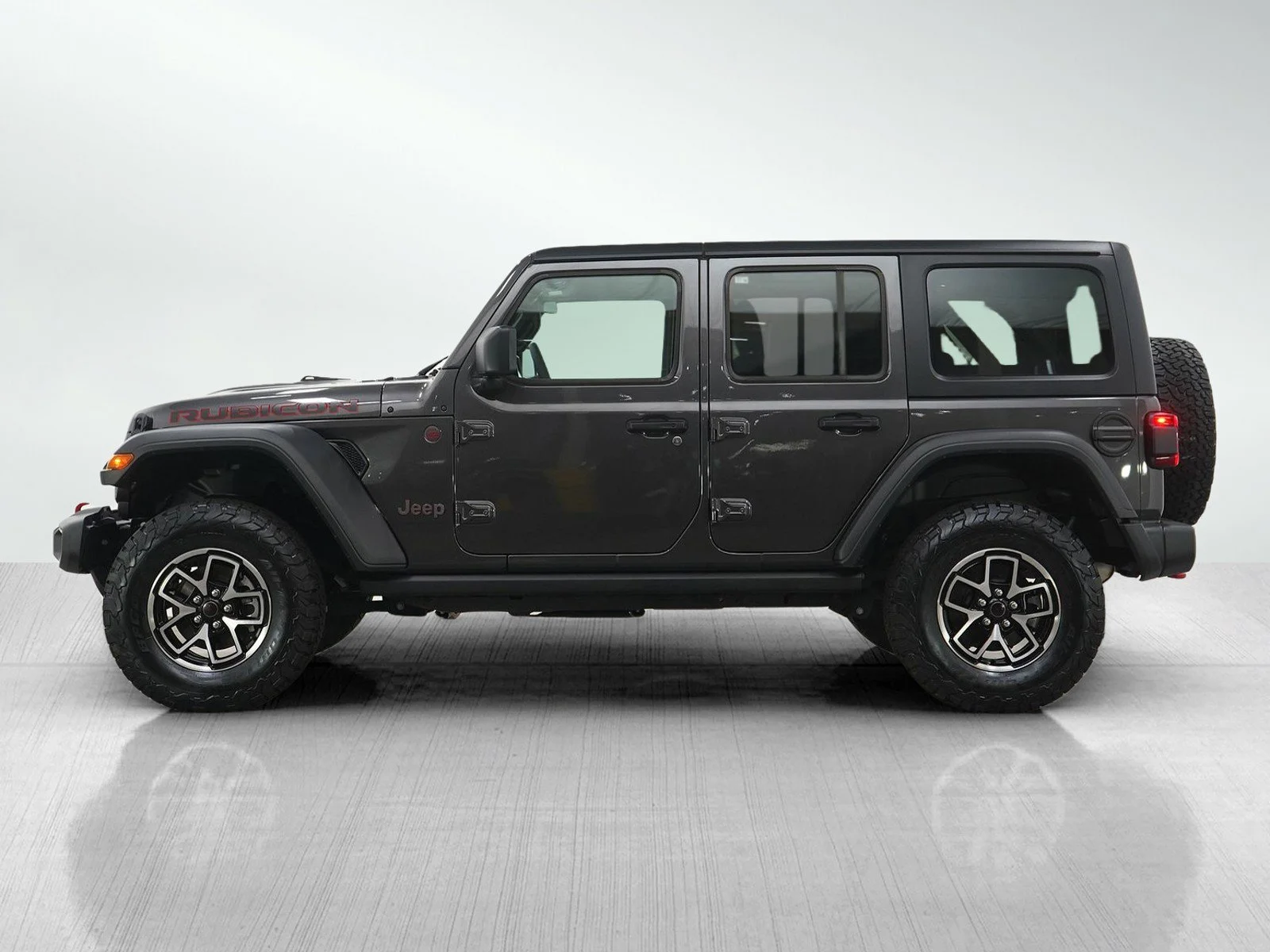 Used 2024 Jeep Wrangler 4-Door Rubicon with VIN 1C4PJXFG4RW201354 for sale in Burnsville, Minnesota