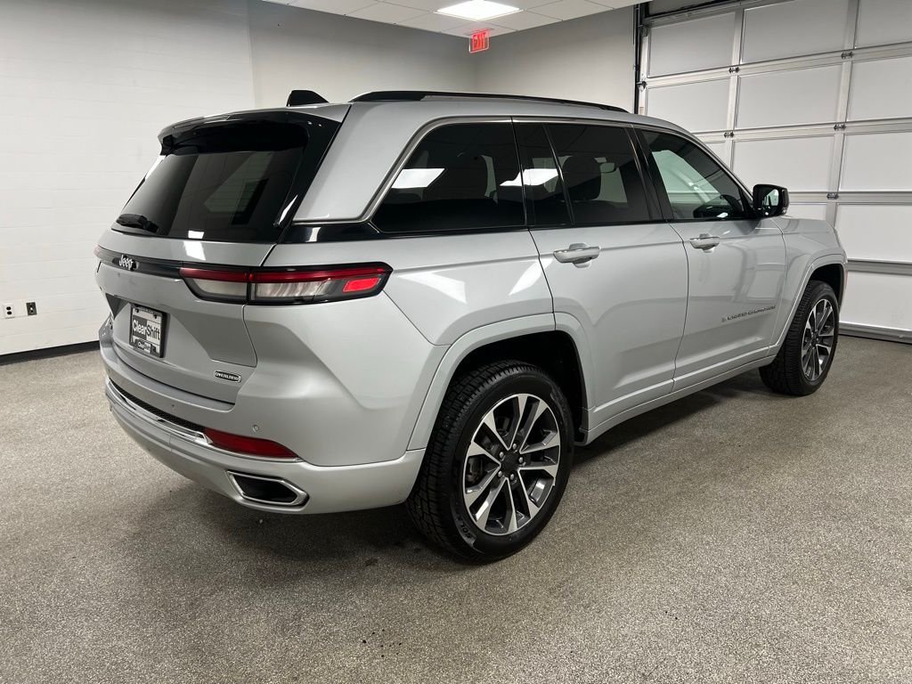 2023 Jeep Grand Cherokee Overland - Photo 14