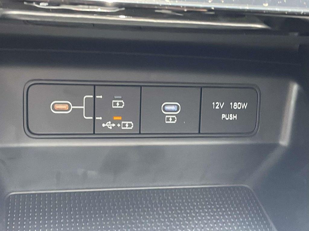 New 2026 White Hyundai SEL AWD image 29