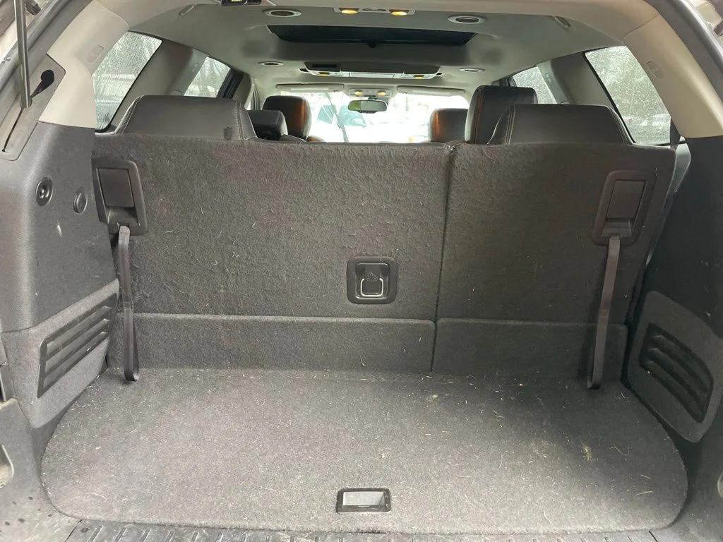 Used 2017 White Frost Tricoat Buick Premium Group image 19