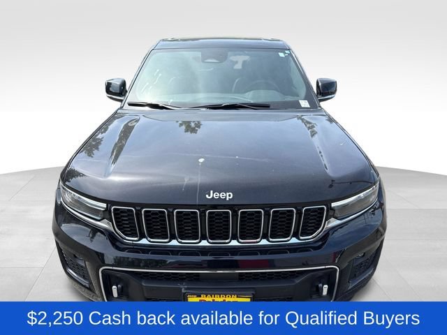 New 2025 Diamond Black Crystal Pearl-Coat Exterior Paint Jeep Overland image 2