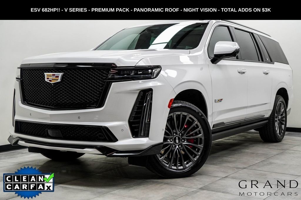 Used 2023 White Cadillac V-Series image 1