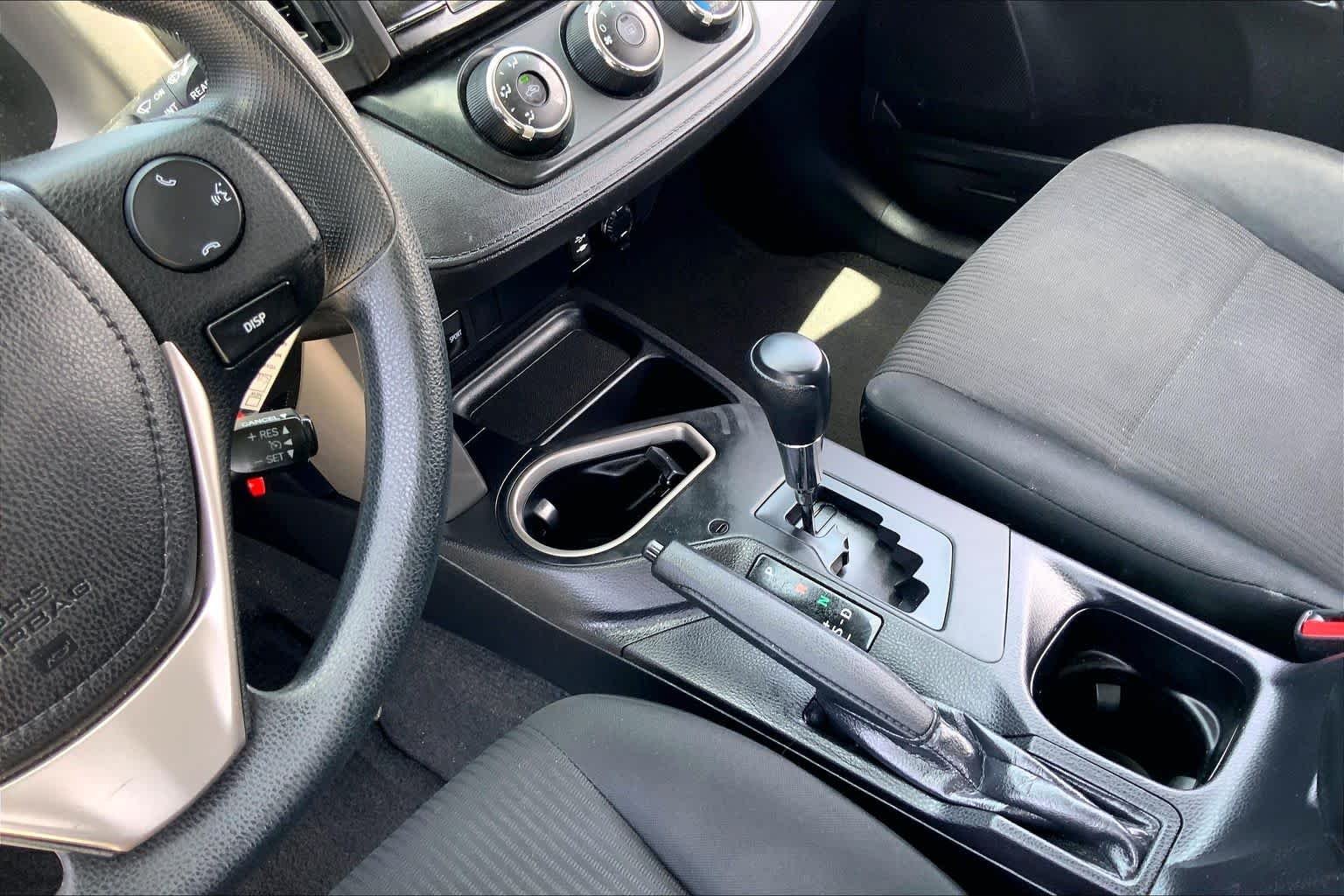 Used 2016 Super White Toyota LE image 16