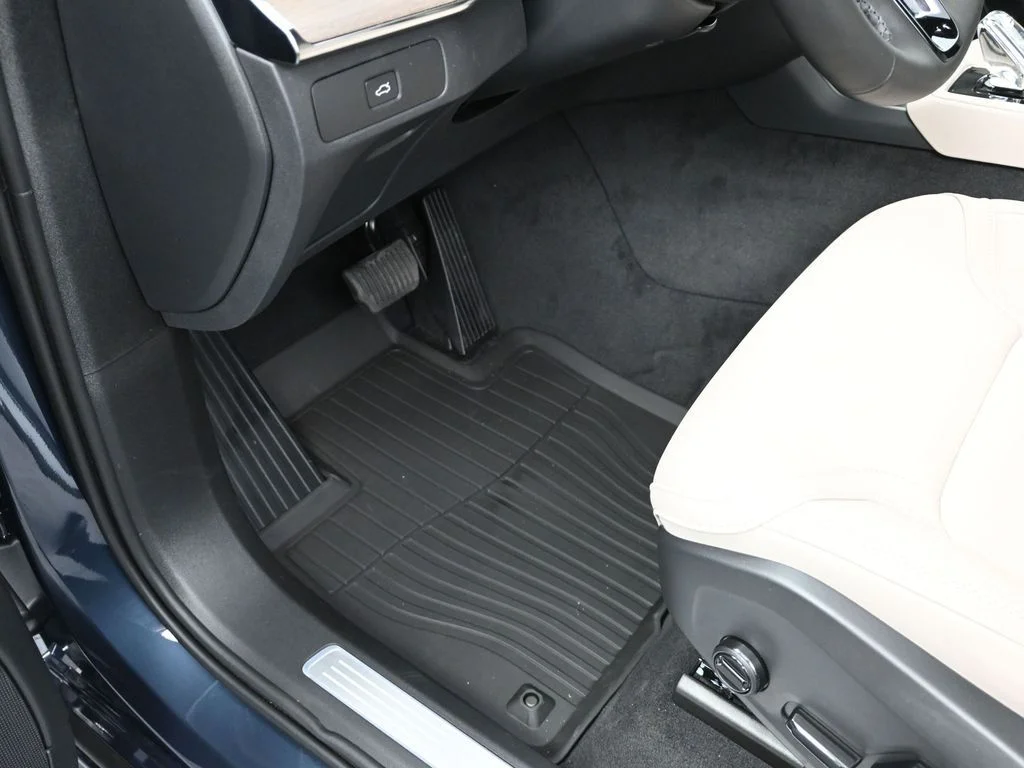 New 2026 Denim Blue Volvo Plus image 9