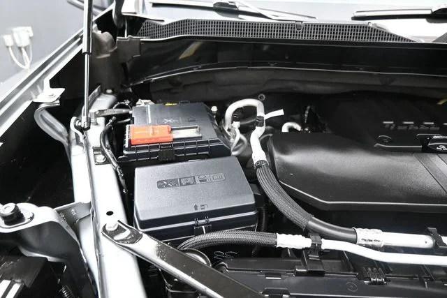 Used 2023 Gray Chevrolet LT image 28