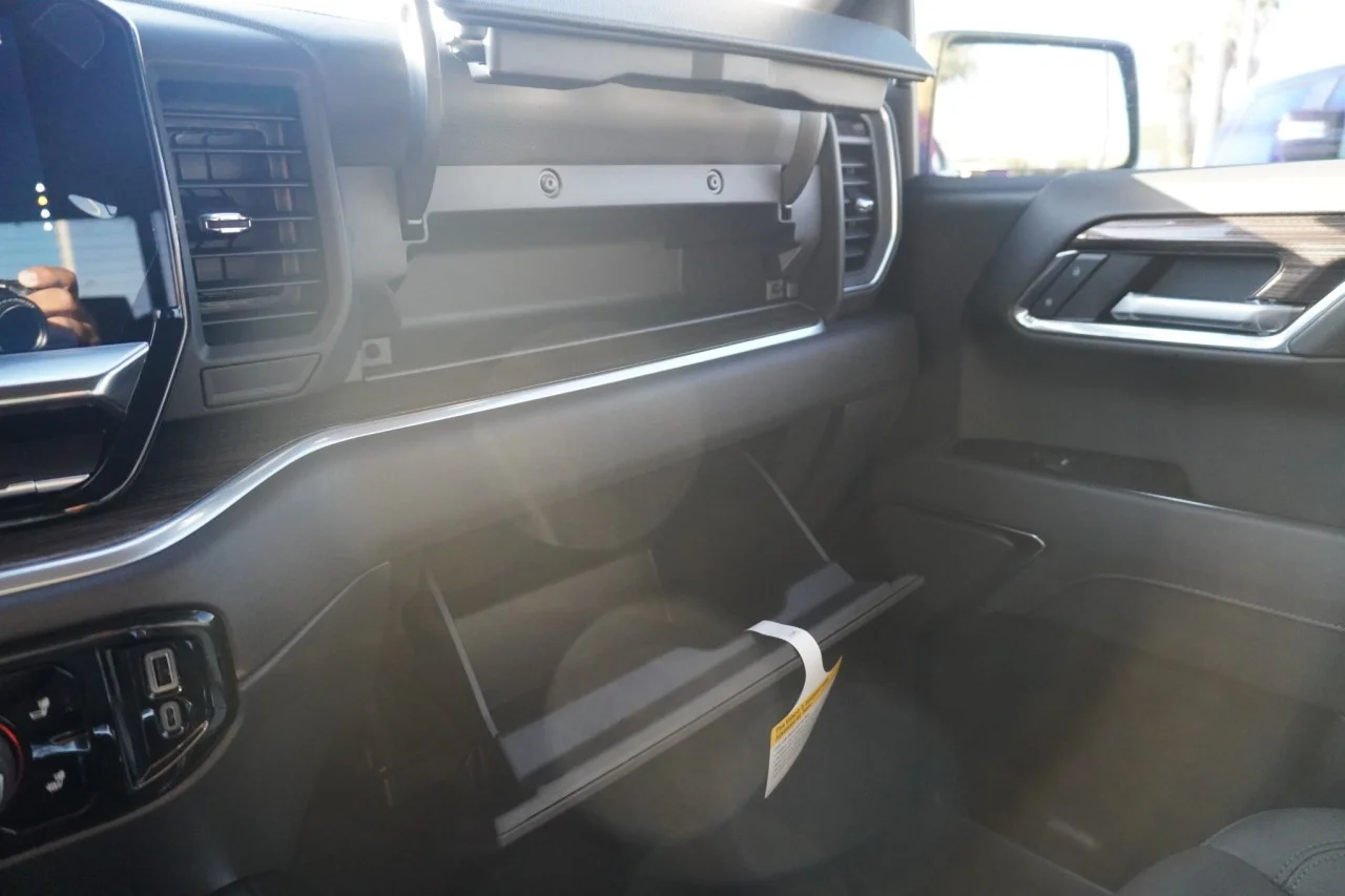2026 Chevrolet Silverado 1500 LT - Photo 52