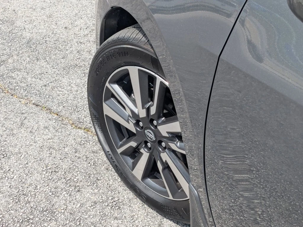 Used 2025 Gun Metallic Nissan SV image 9