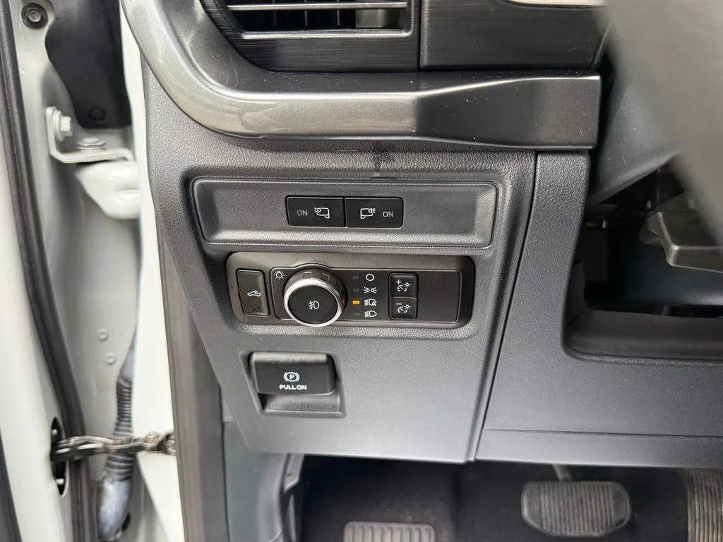 Used 2023 White Ford XL image 16