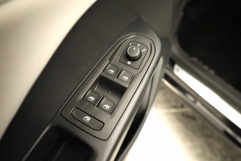 2026 Volkswagen Taos SE - Photo 10