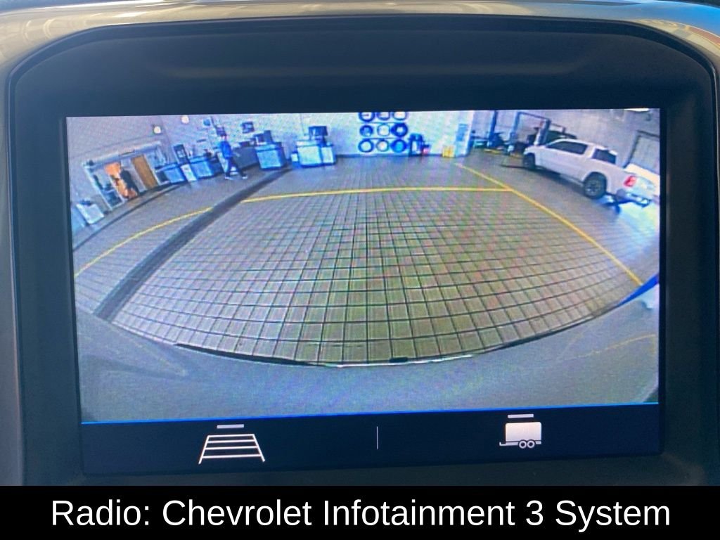 Used 2022 Silver Chevrolet LT image 3